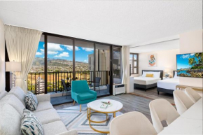 Tropical Gem Near Waikiki Beach with Free Parking!